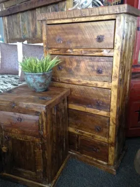 1 Door Old Fashion Chest