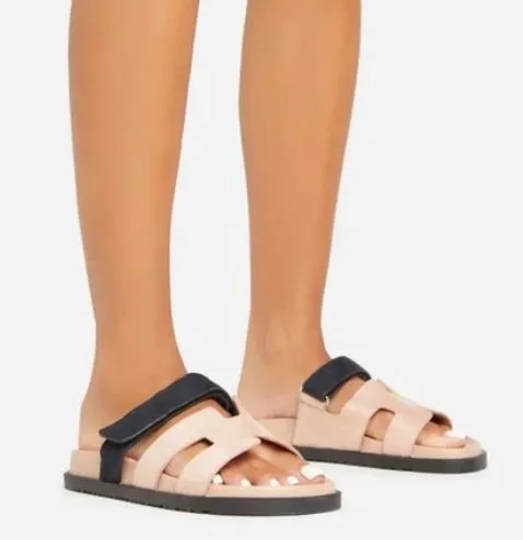 'Next Move' Sandals